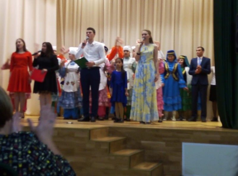 Иске Икшермә мәдәният йортында Олы Шыңар авыл җирлегенең иҗат-отчет концерты