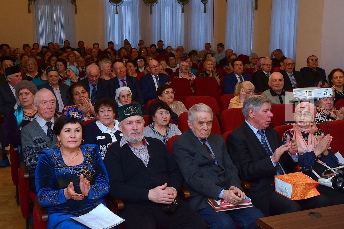 Госман Гомәрне юбилей кичәсендә татар әдәбиятына яңа сүз алып керүче, дип билгеләделәр