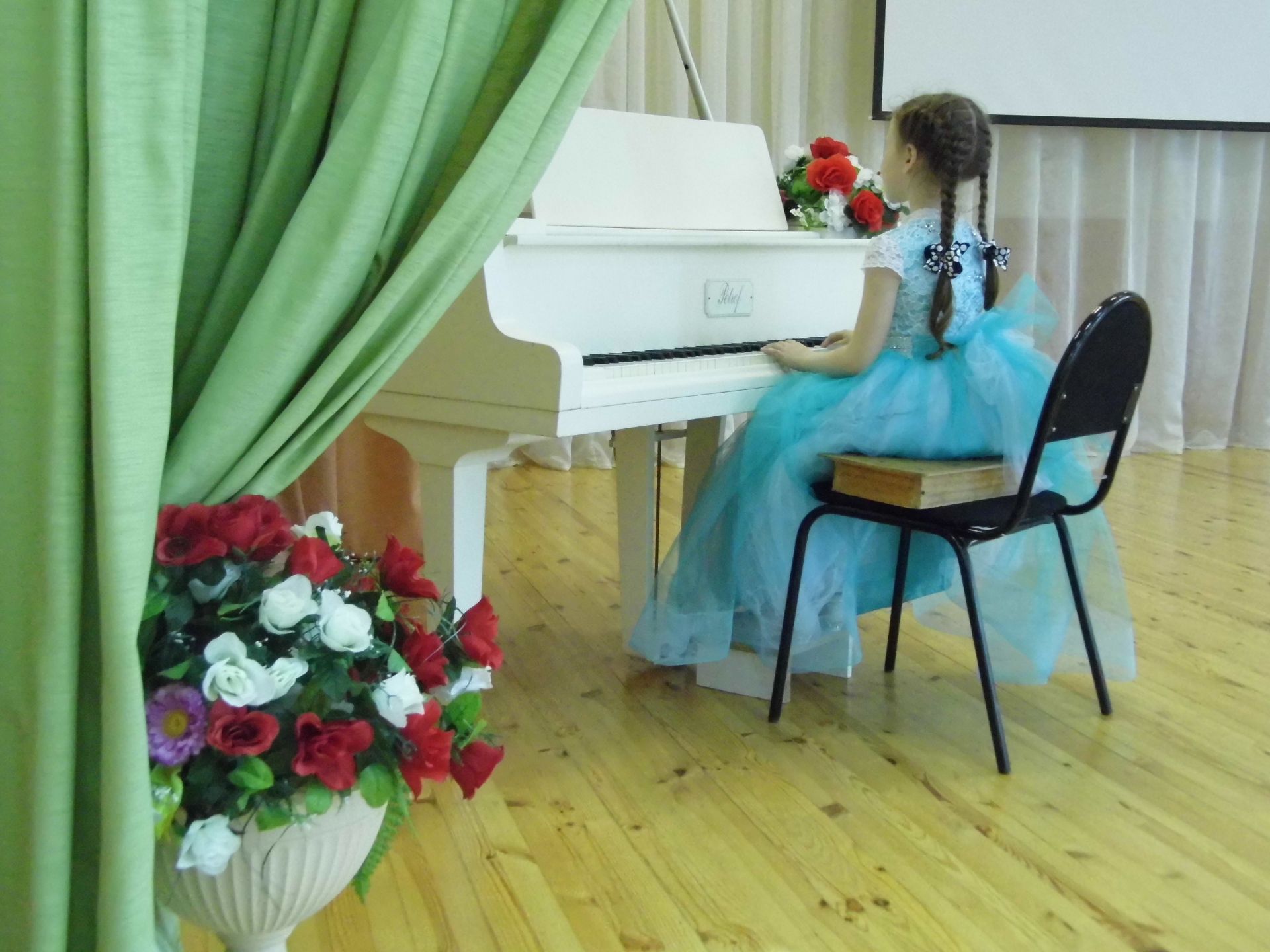«Лучшее исполнение фортепианных пьес» конкурсы