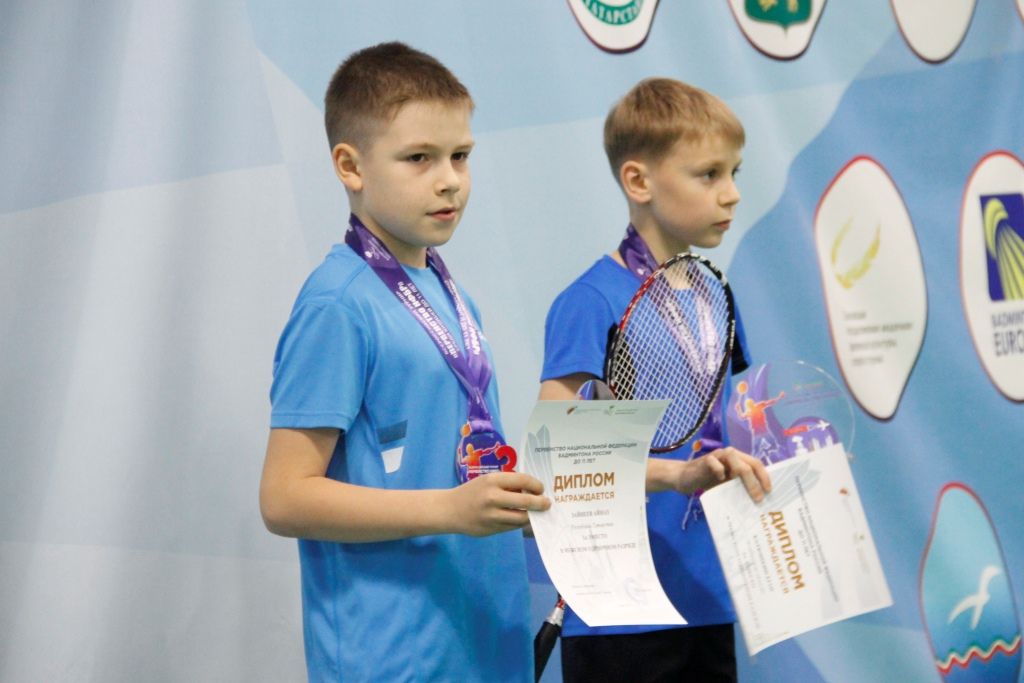 11 яшькә кадәр балалар арасында бадминтон ярышлары буенча Россия беренчелегенең җиңүчеләре билгеләнде
