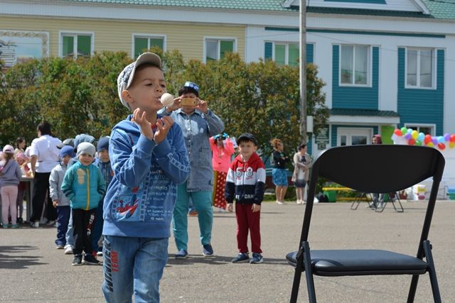 Саба район китапханәсе «Салават күпере» журналы редакциясе белән берлектә “Хәзинә” дигән  квест–уены оештырды