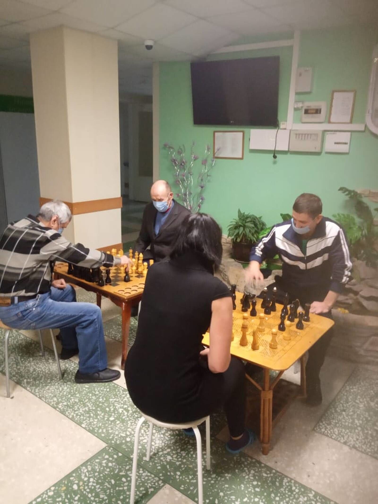Лесхоз картлар һәм инвалидлар интернат – йортында шахмат уеннары