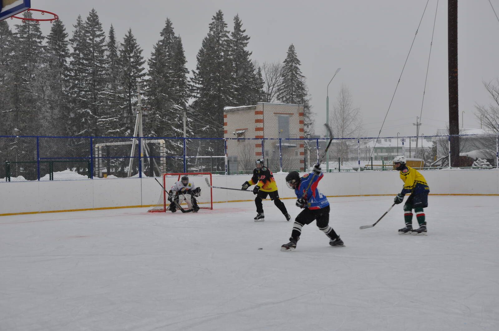 Ир-ат командалары арасында алкалы хоккей буенча Саба районы чемпионаты