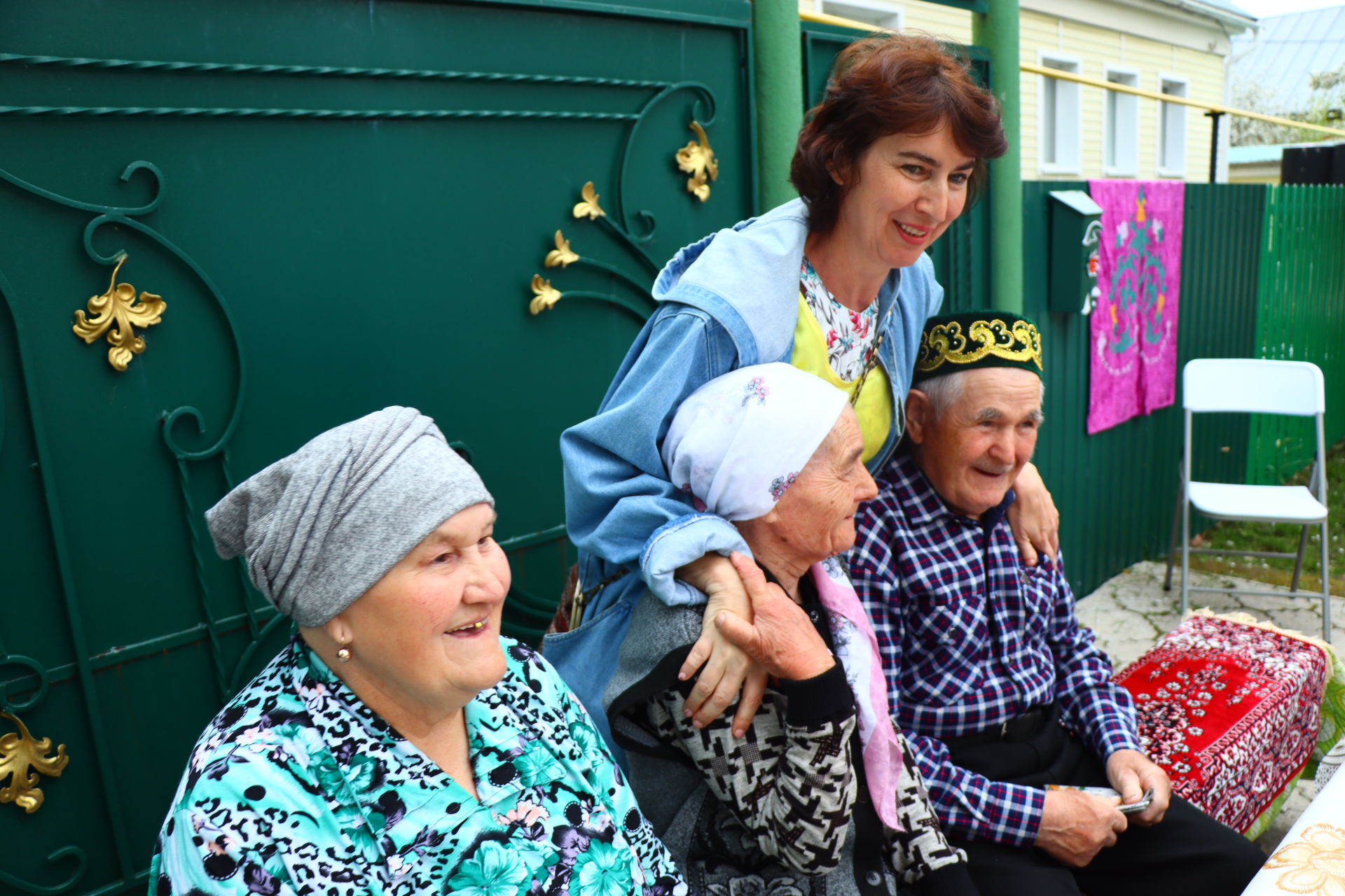 Кемдә яулык, кемдә сөлге - Саба гимназиясе коллективы Cабантуйга бүләк җыйды [фоторепортаж]