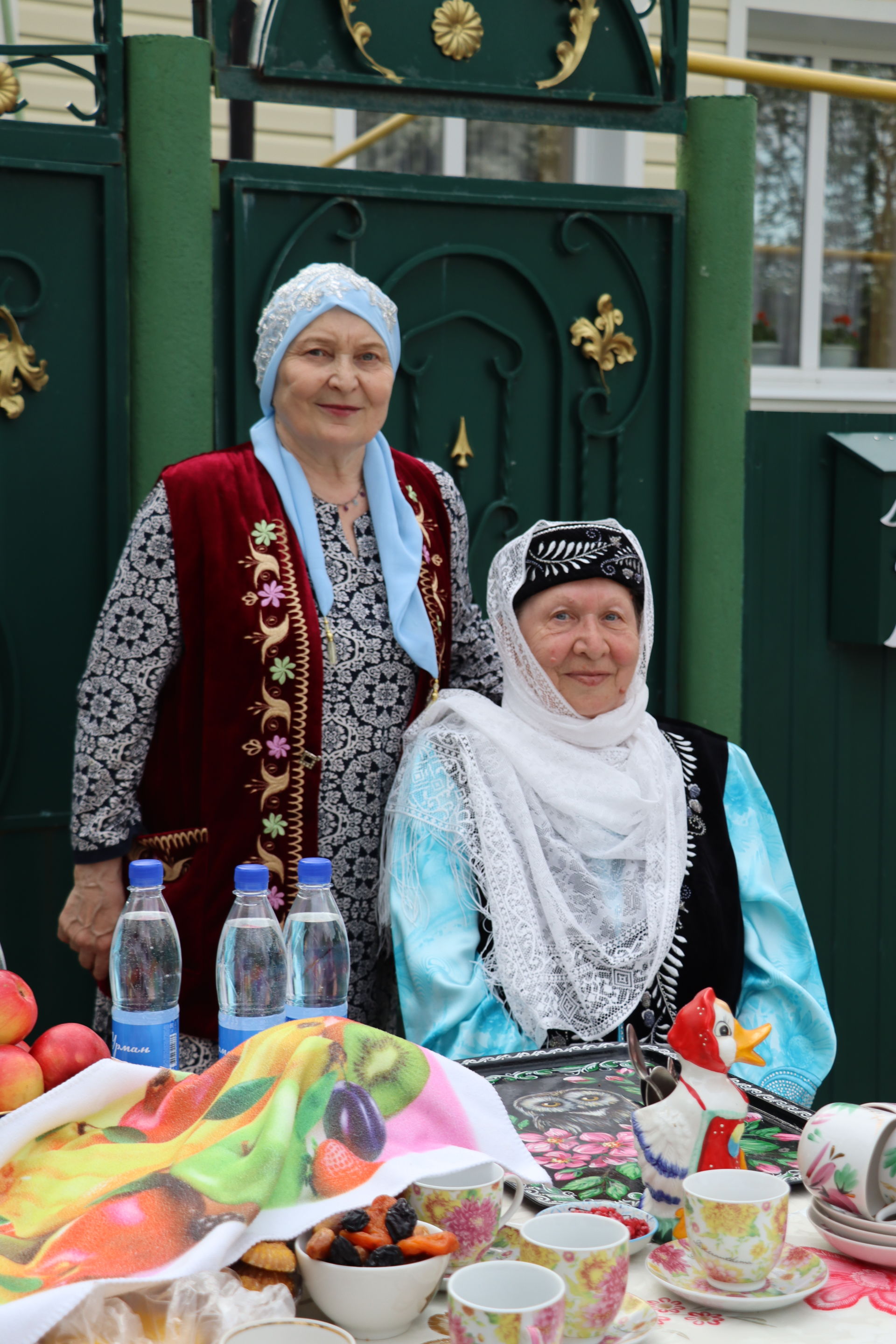 Кемдә яулык, кемдә сөлге - Саба гимназиясе коллективы Cабантуйга бүләк җыйды [фоторепортаж]