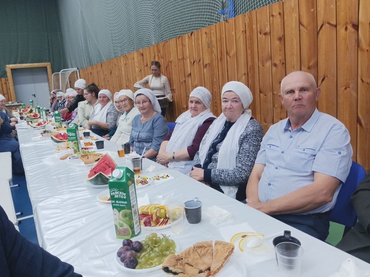 Тимершык мәдәният йортында өлкәннәрне Камал артистлары тәбрикләде