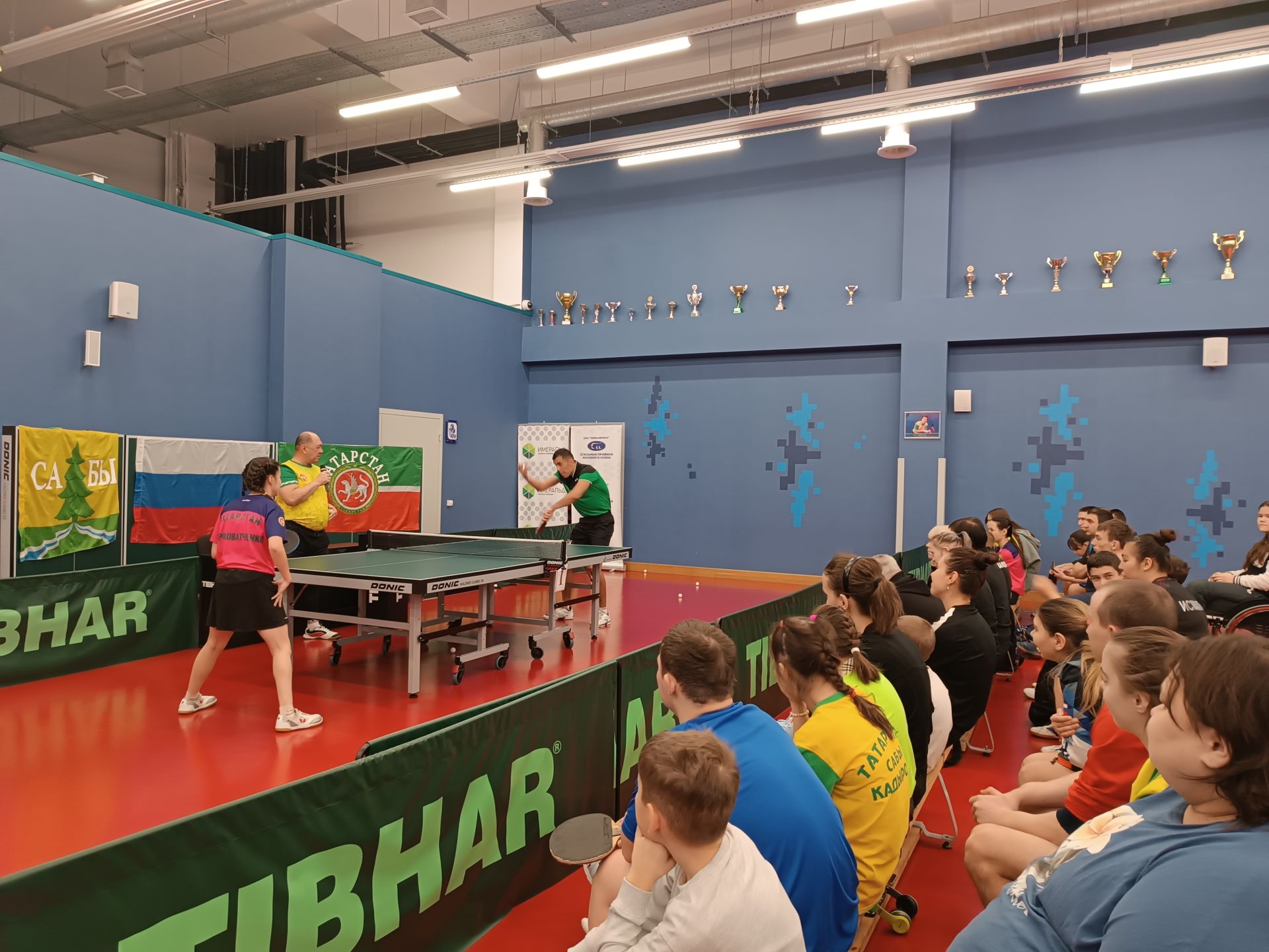 «Саба-Арена» спорт мәктәбендә  Саъди һәм Хайем Исмаиловларның өстәл теннисы буенча мастер-классы узды