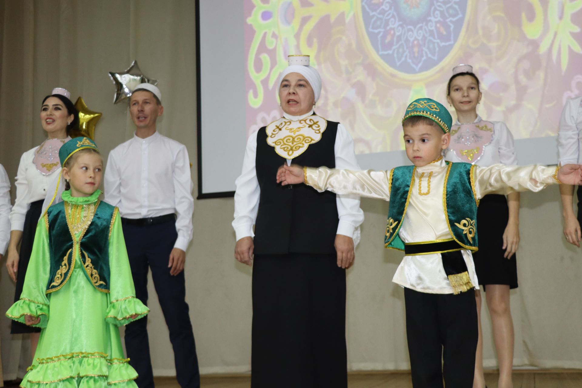 Сабада «Тату балалар бакчасы серләре» конкурсының финалистлары ачыкланды (фоторепортаж)