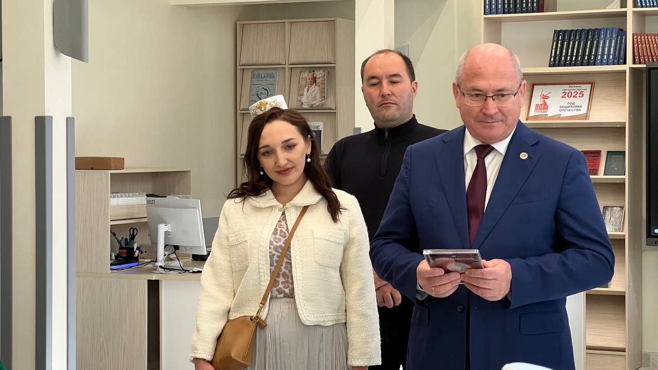 Сабага  «Бөтендөнья татар конгрессы»ның Башкарма комитет рәисе урынбасары Ирек Шәрипов килде