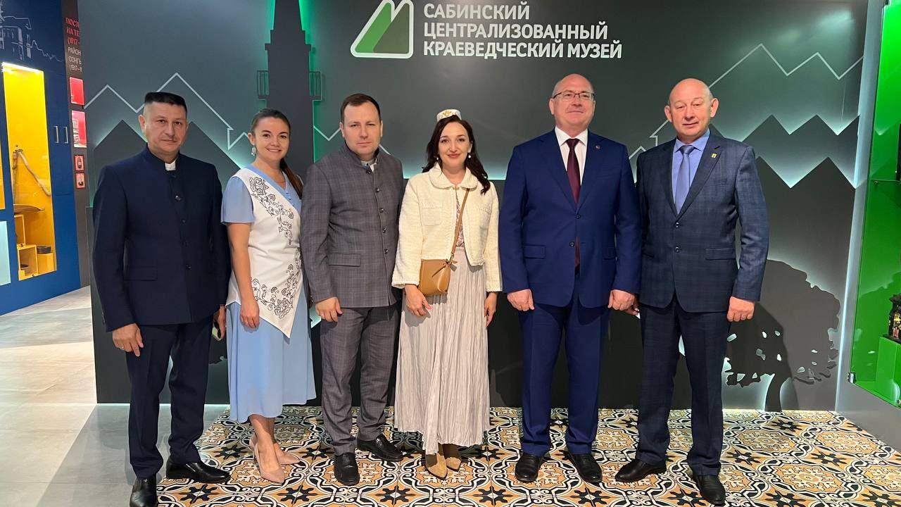 Сабага  «Бөтендөнья татар конгрессы»ның Башкарма комитет рәисе урынбасары Ирек Шәрипов килде