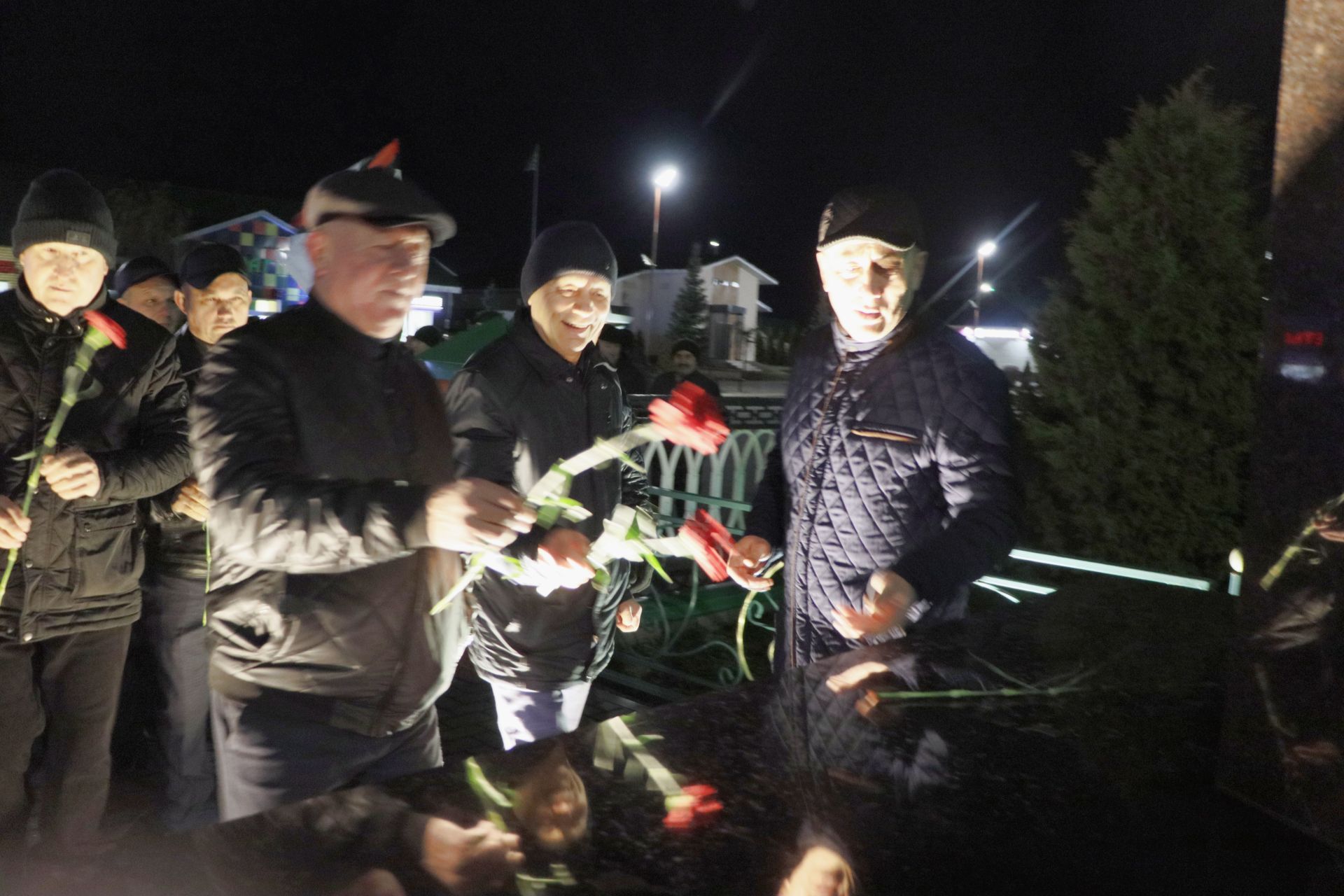 Саба  ракетачылары  һәм  артиллеристлары митингка чыкты
