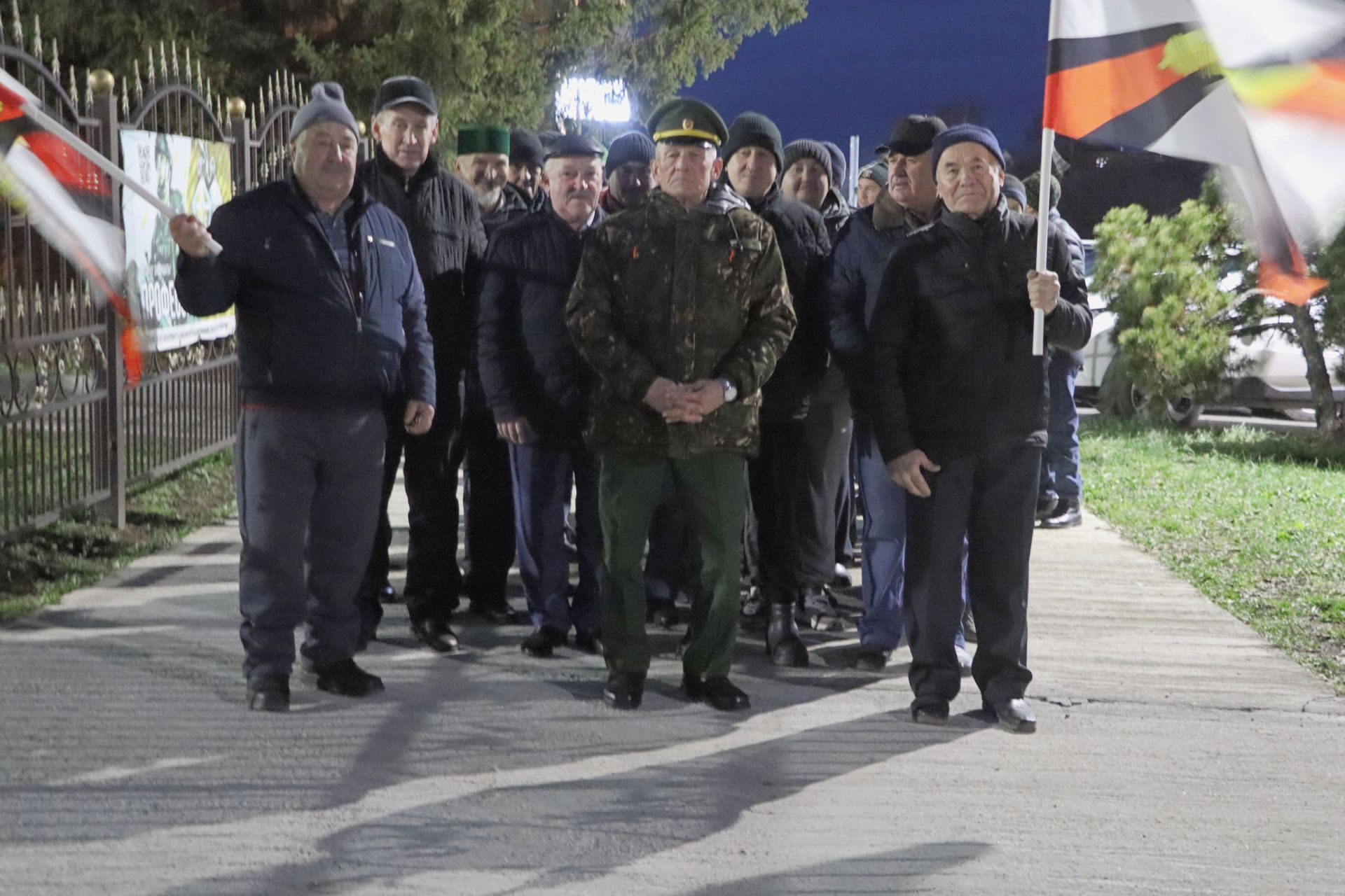 Саба  ракетачылары  һәм  артиллеристлары митингка чыкты