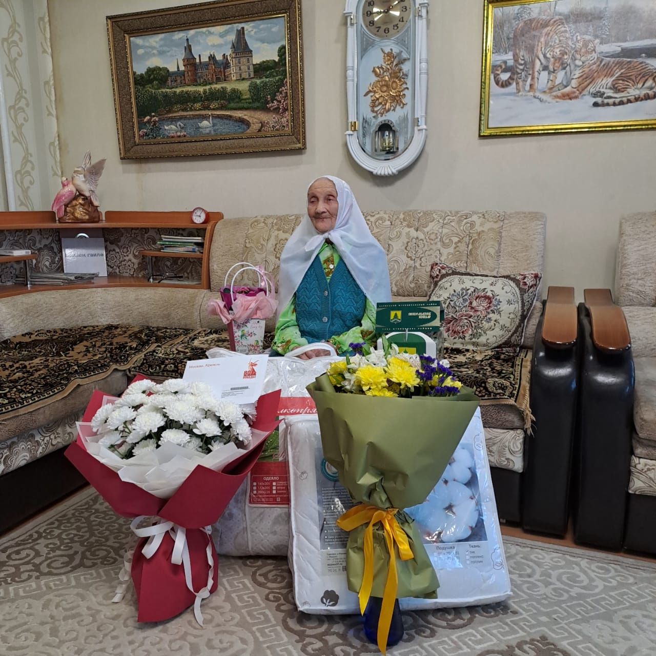 Сабада яшәүче Шәфкыя Шляпинаны 95 яшьлек юбилее белән котладылар