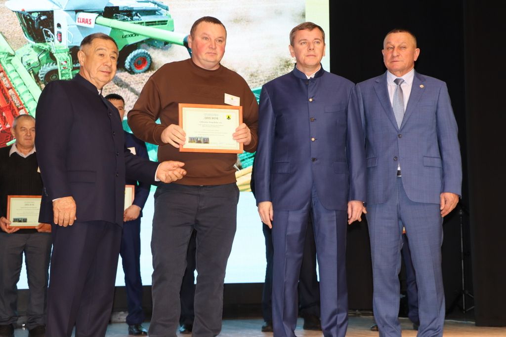 Иген иккәнне һәркем хөрмәт иткән