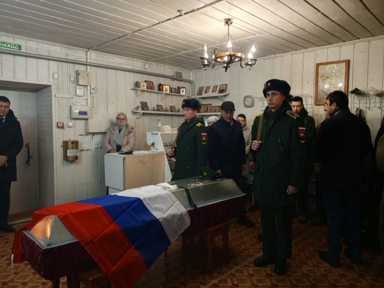Бүген махсус хәрби операциядә вафат булган тагын бер райондашыбыз Александр Марков белән хушлаштылар