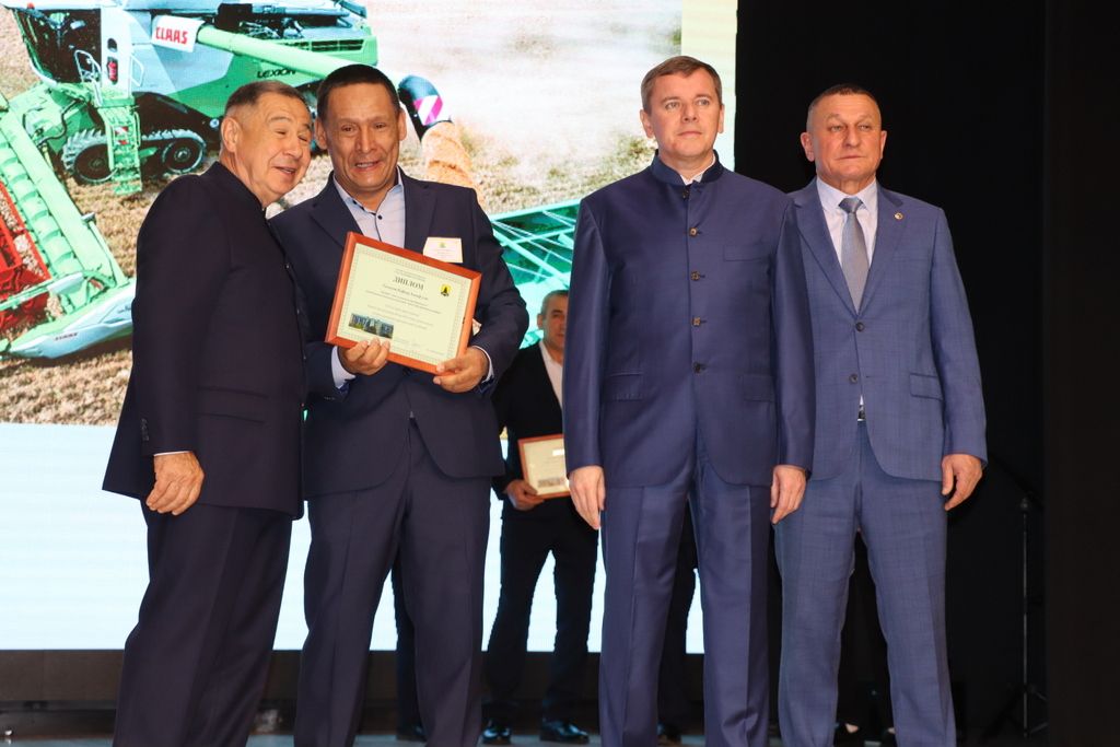 Иген иккәнне һәркем хөрмәт иткән