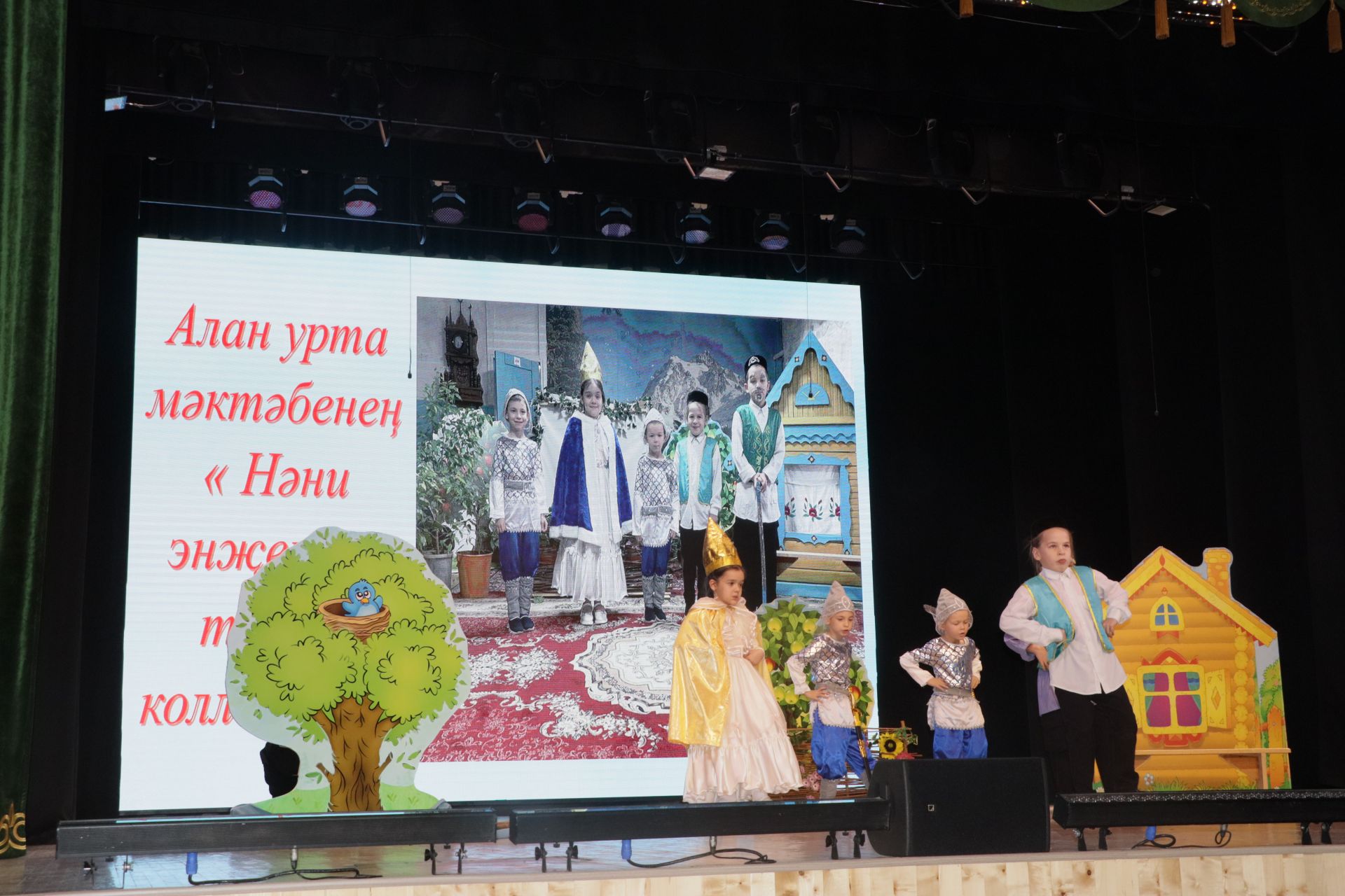 Бүген район мәдәният йортында Шәүкәт Биктимеров исемендәге республика балалар театр сәнгате конкурсының финалы узды