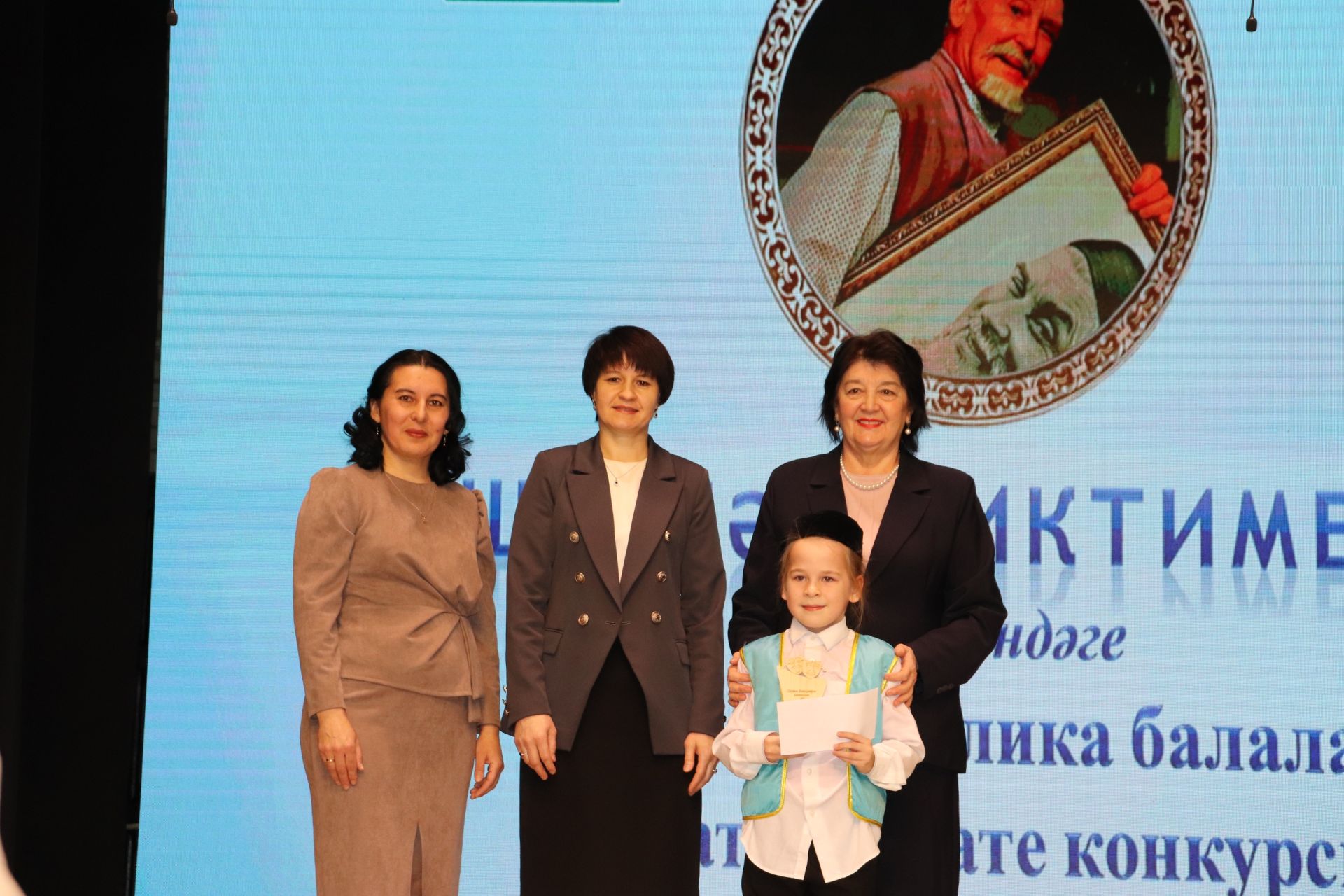 Бүген район мәдәният йортында Шәүкәт Биктимеров исемендәге республика балалар театр сәнгате конкурсының финалы узды