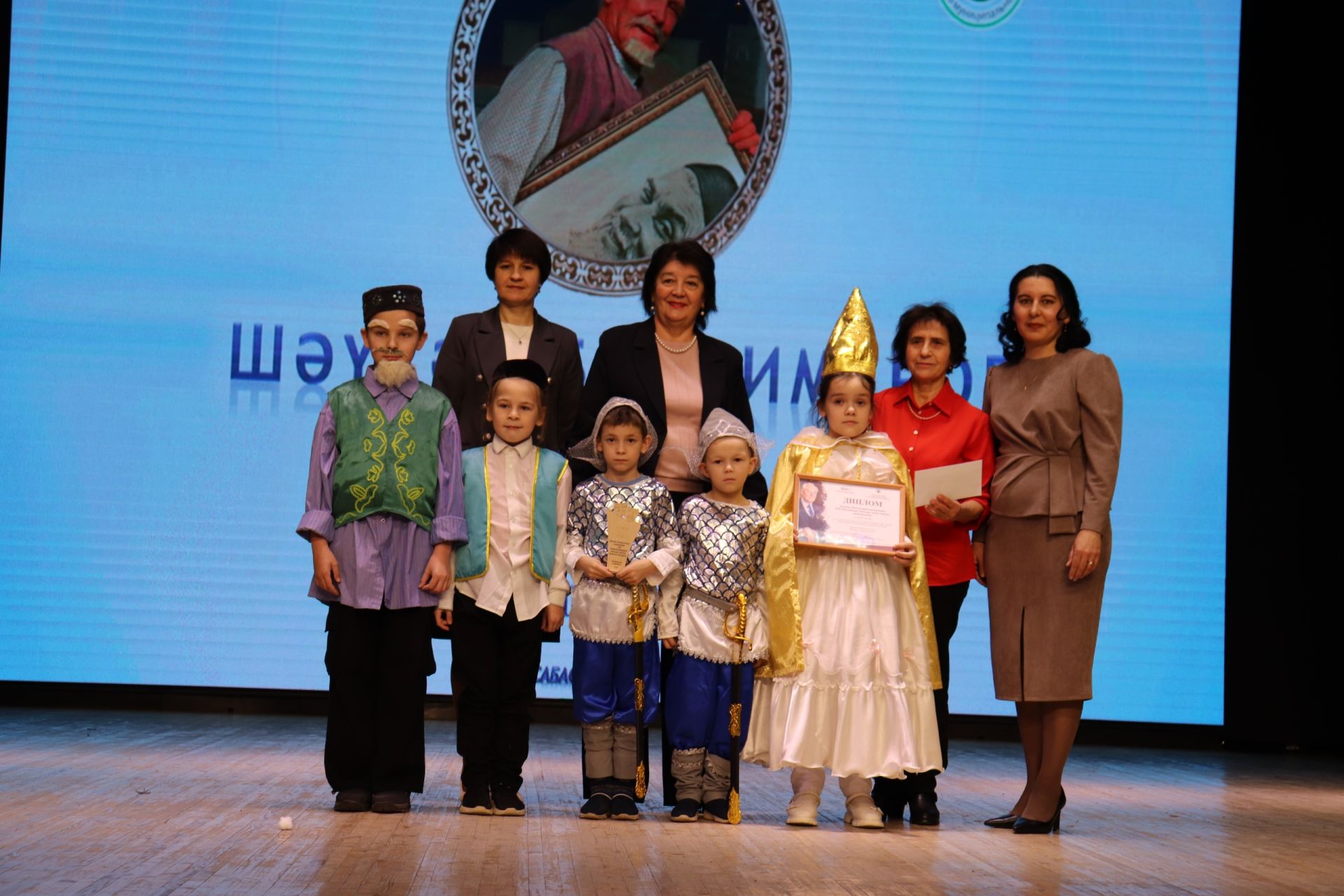 Бүген район мәдәният йортында Шәүкәт Биктимеров исемендәге республика балалар театр сәнгате конкурсының финалы узды