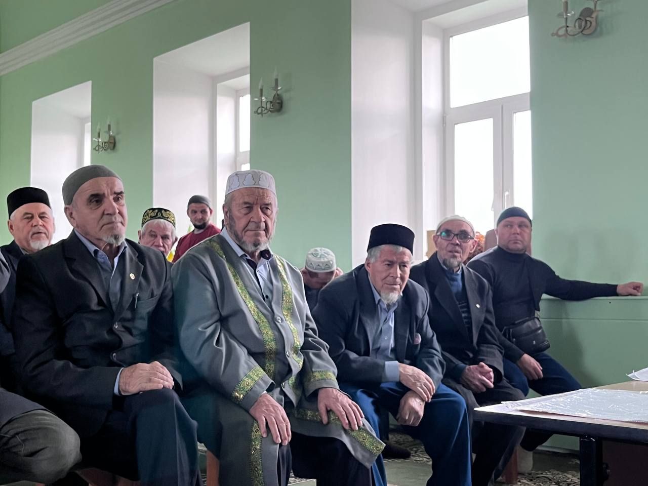 Имамнар гошер сәдакасын ташыру һәм хәләл ризык турында фикерләштеләр