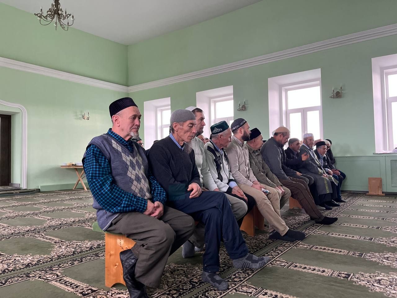 Имамнар гошер сәдакасын ташыру һәм хәләл ризык турында фикерләштеләр