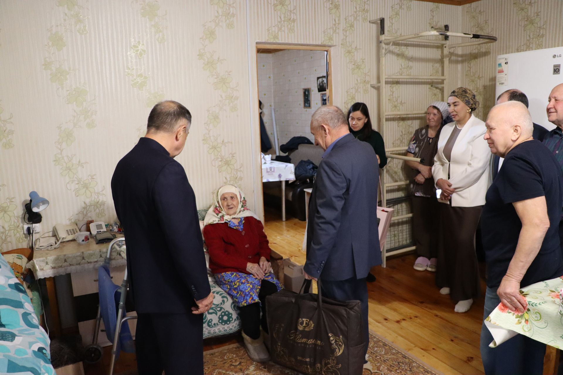 Иске Икшермә  авылында яшәүче Нурлыхода Ибраһимовага 100 яшь тулды