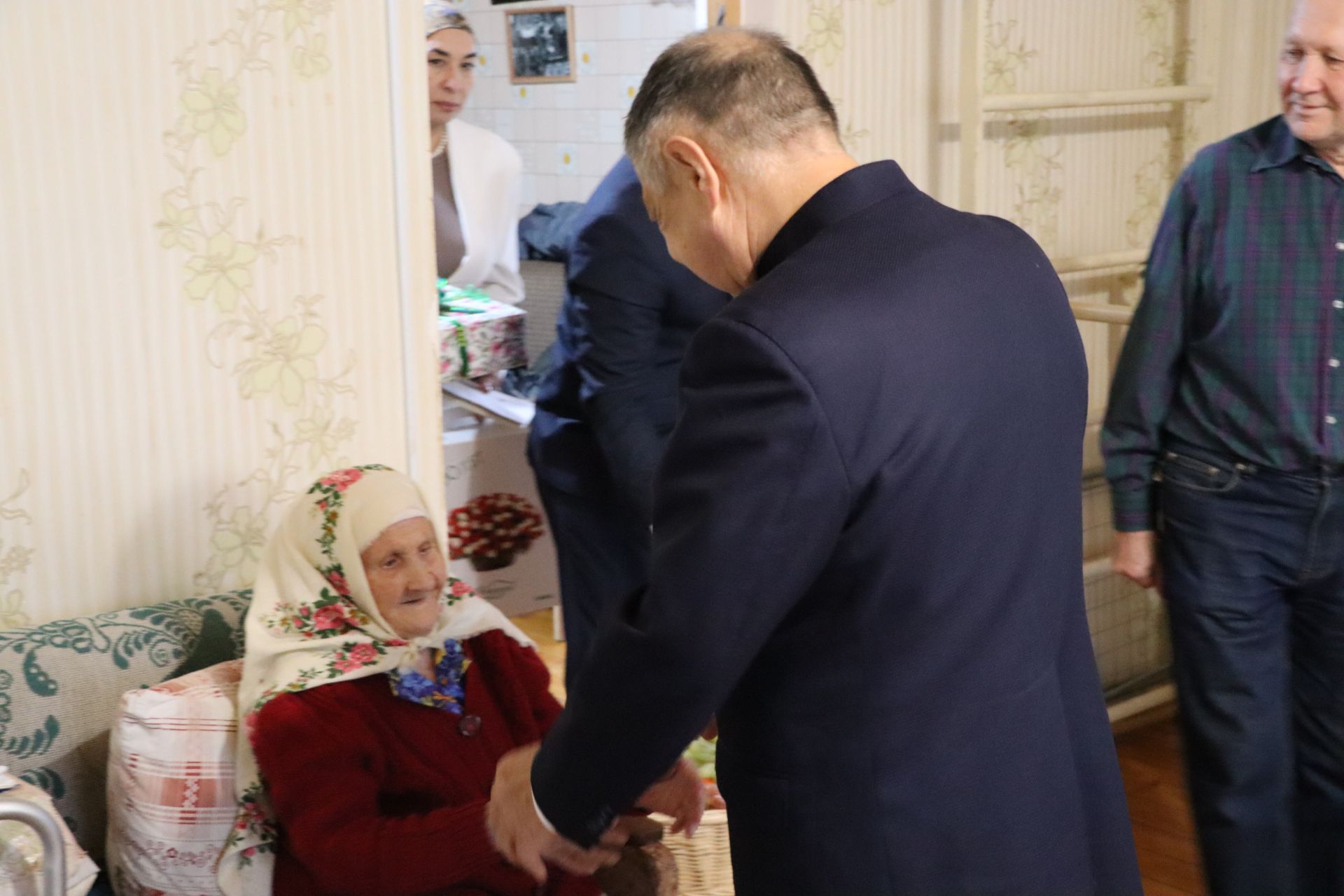 Иске Икшермә  авылында яшәүче Нурлыхода Ибраһимовага 100 яшь тулды