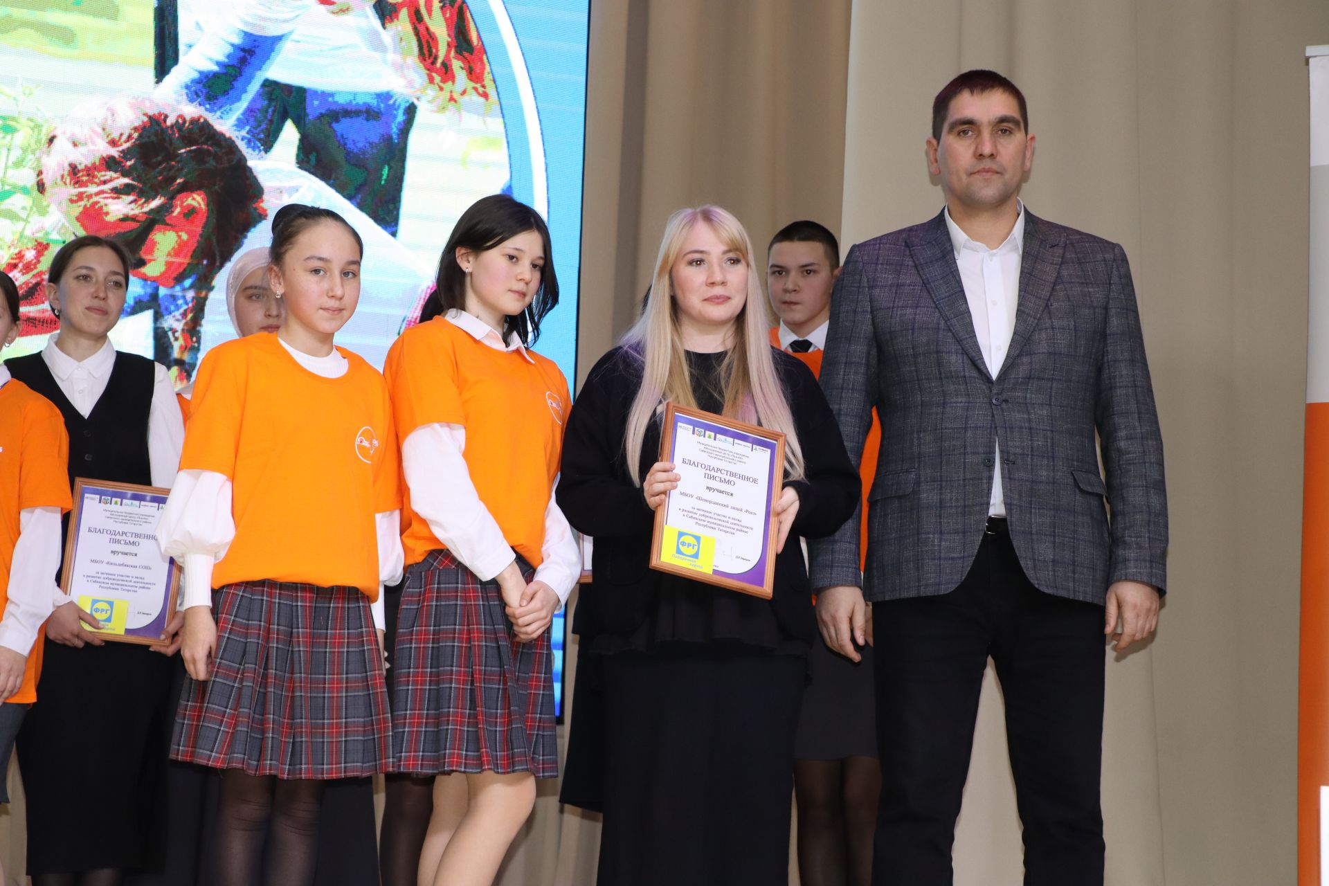 Волонтер булу – ул  үзенә күрә бер тормыш тәҗрибәсен туплау мәктәбе