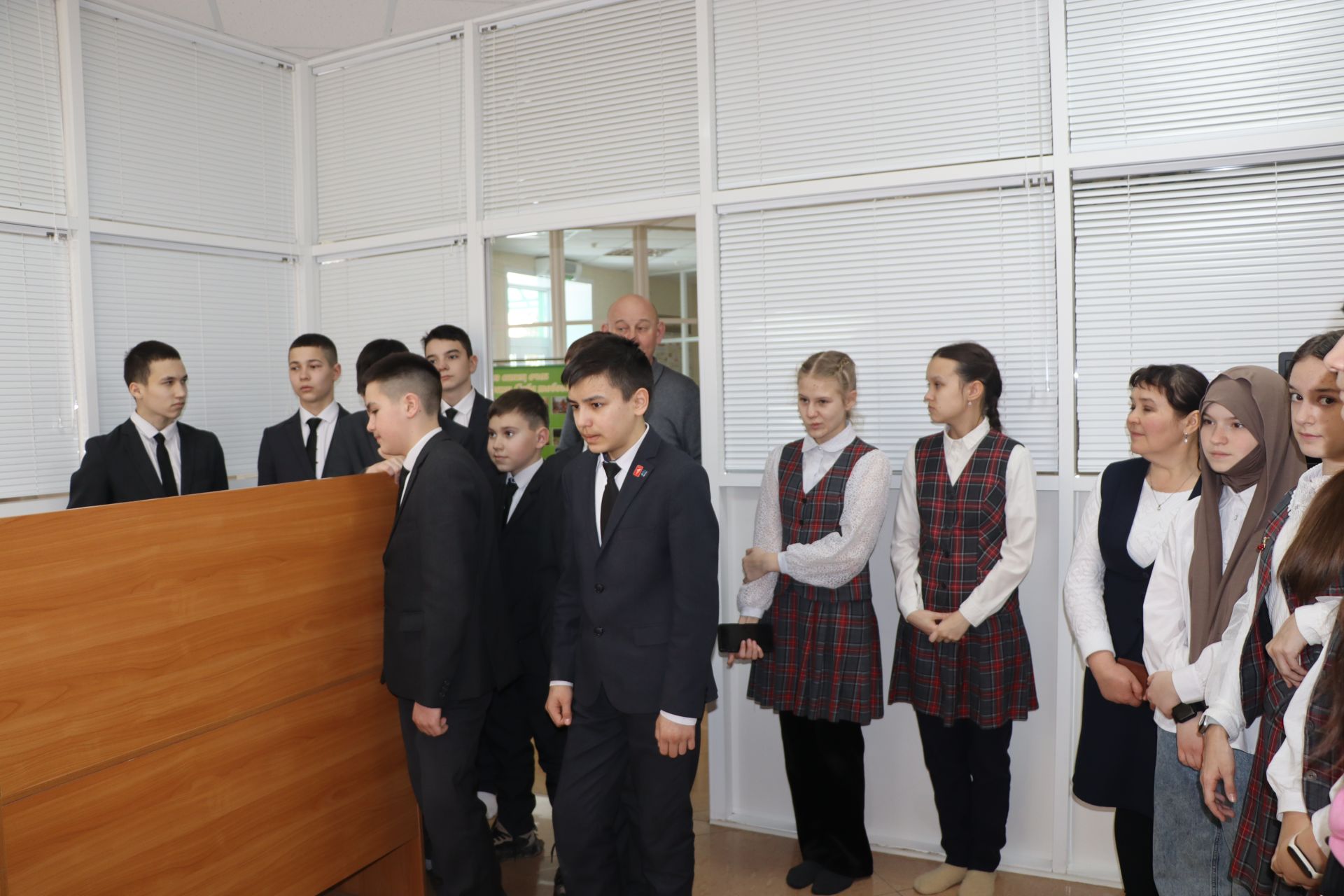 Редакциябездә кунакта Олы Кибәче урта мәктәбе укучылары булды