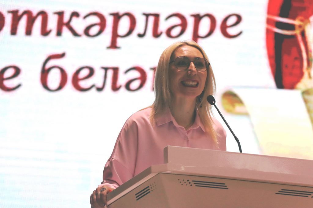 Илһамнары һәм эчкерсезлеге белән тормышыбызны онытылмаслык тәэсирләр бүләк итүчеләр