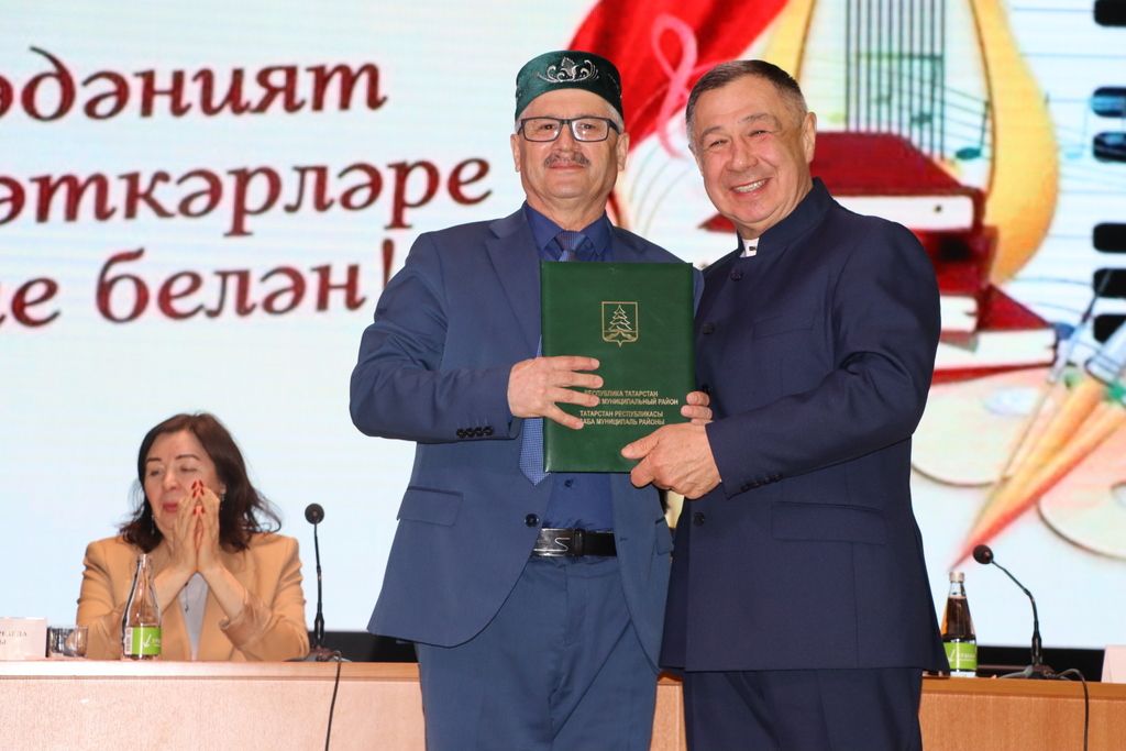 Илһамнары һәм эчкерсезлеге белән тормышыбызны онытылмаслык тәэсирләр бүләк итүчеләр
