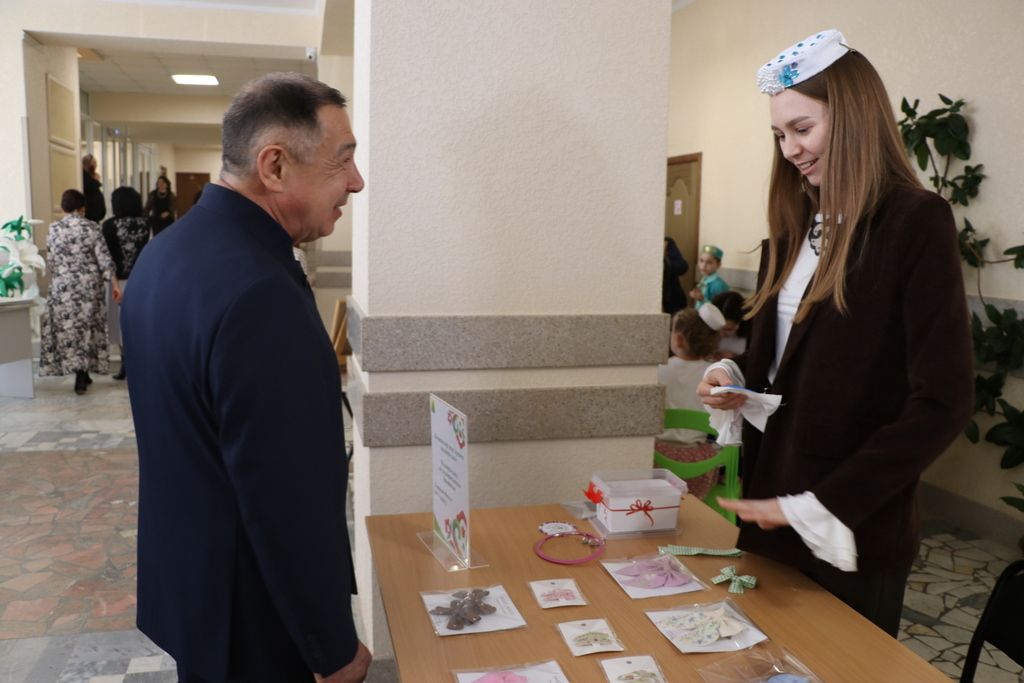 Илһамнары һәм эчкерсезлеге белән тормышыбызны онытылмаслык тәэсирләр бүләк итүчеләр