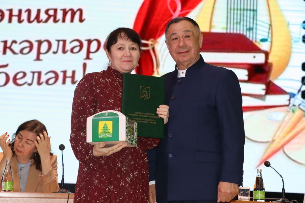 Илһамнары һәм эчкерсезлеге белән тормышыбызны онытылмаслык тәэсирләр бүләк итүчеләр