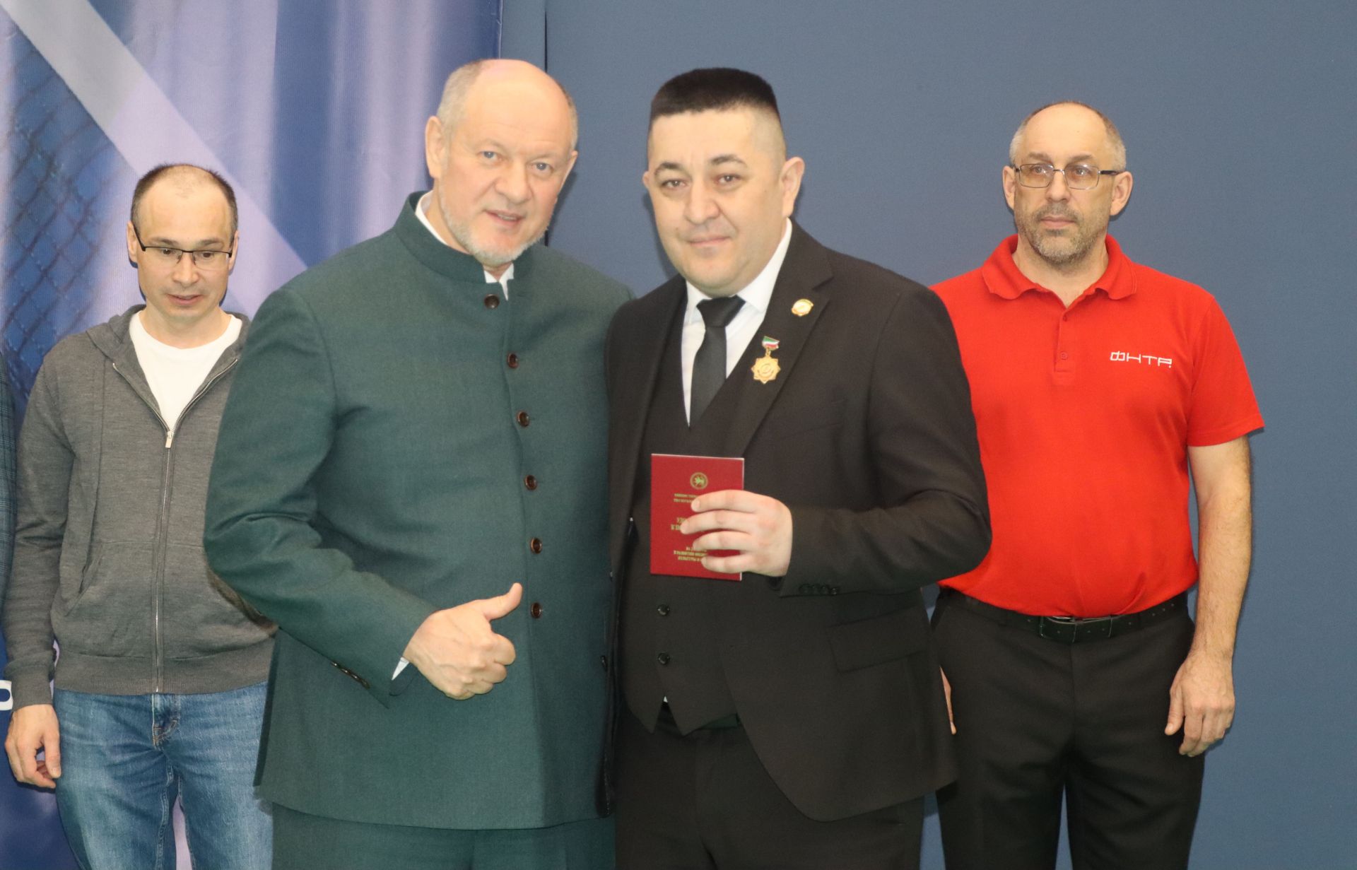Сабага  ярышырга  Кытайдан  һәм Ираннан да  килделәр