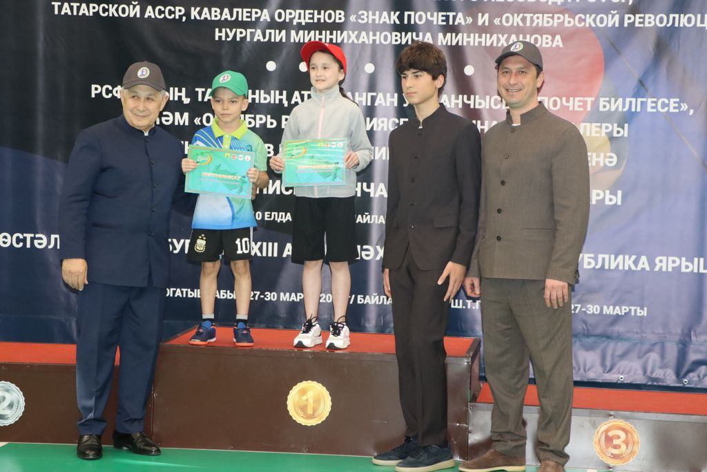 Шәмәрдәндә теннис үзәге ачтылар, Сабада халыкара  ярышлар призерлары  ачыкланды