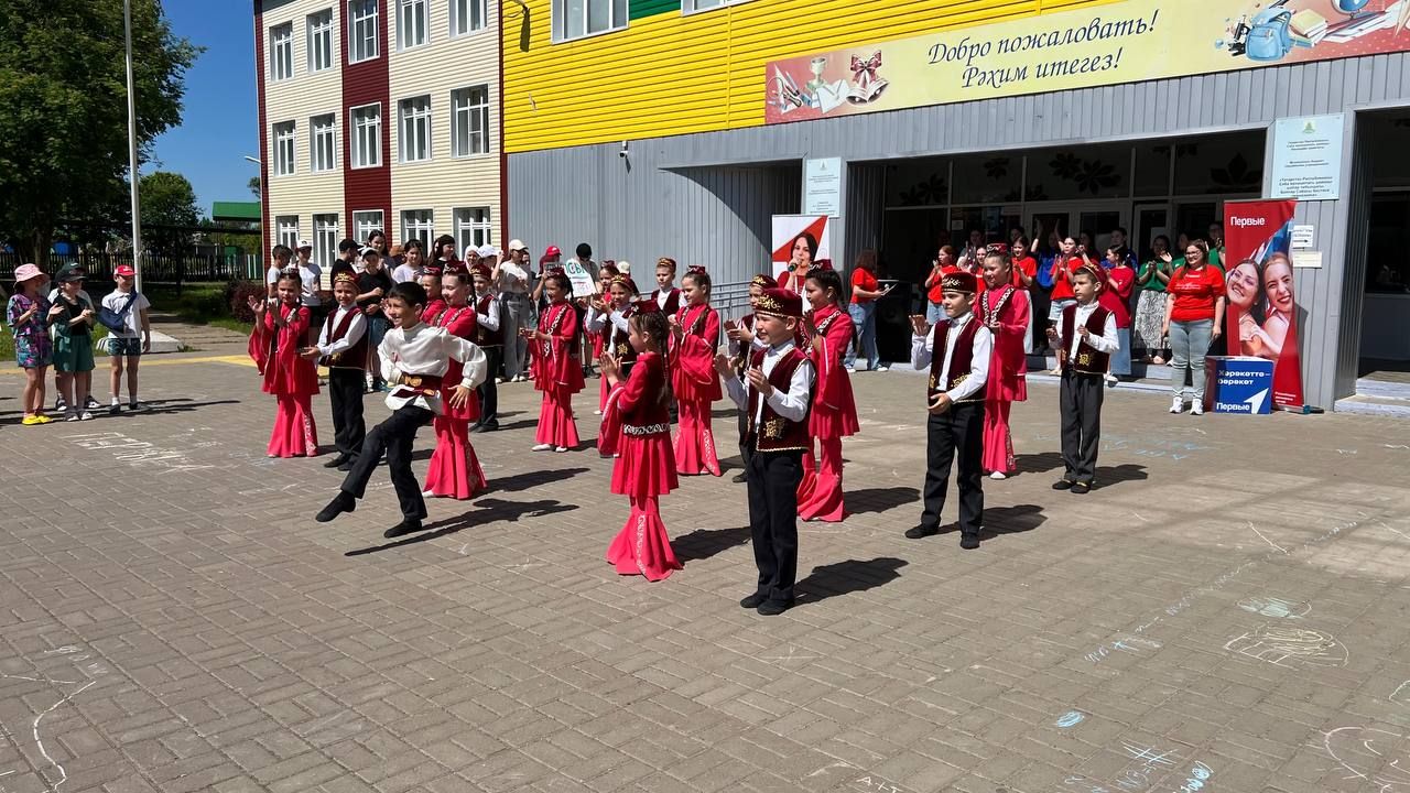 Саба гимназиясендә укучылар өчен «Мирас» лагере-  «Алдынгылар хәрәкәте» сменасы башланды
