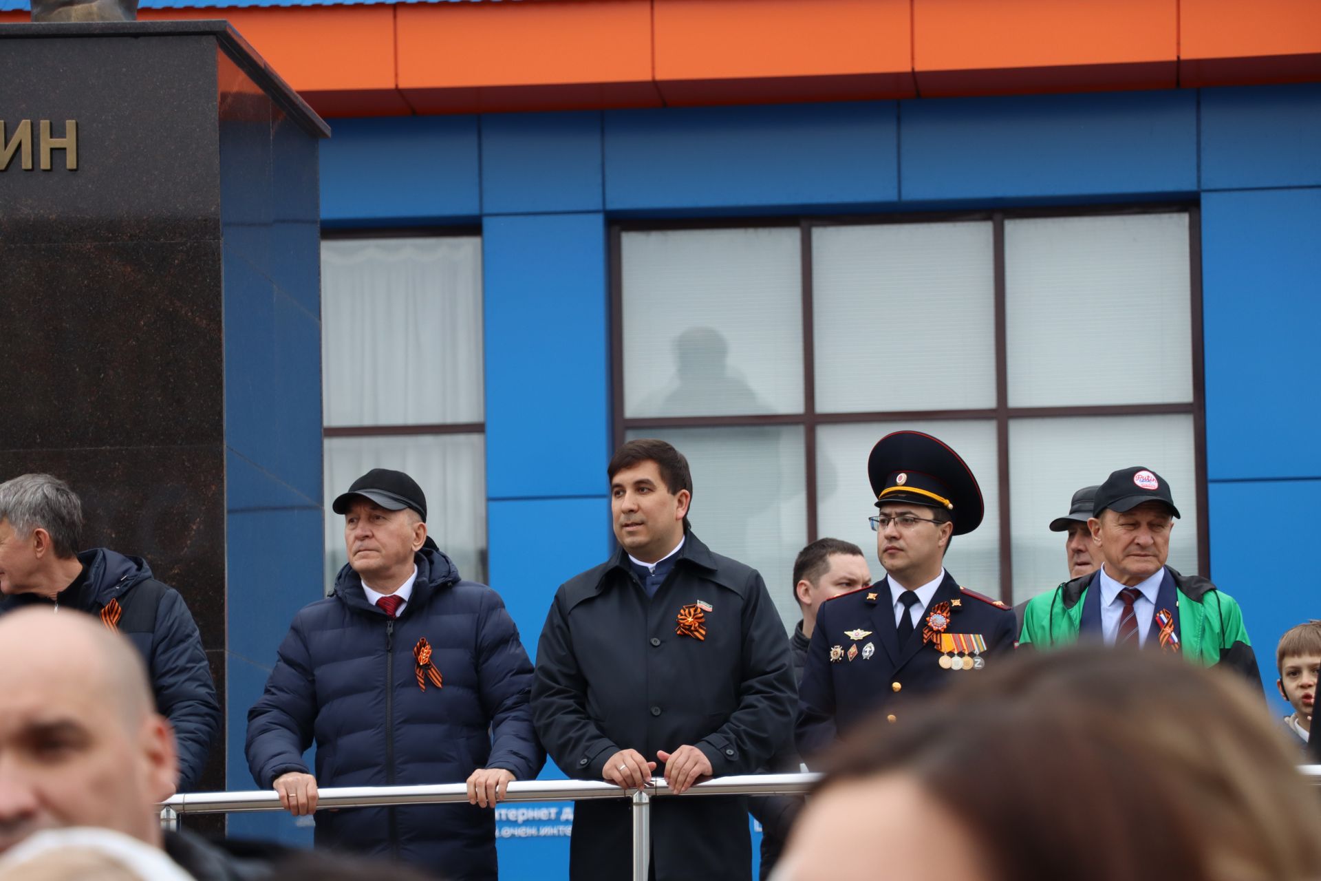 Бүген Сабада Җиңү бәйрәме узды (фоторепортаж)