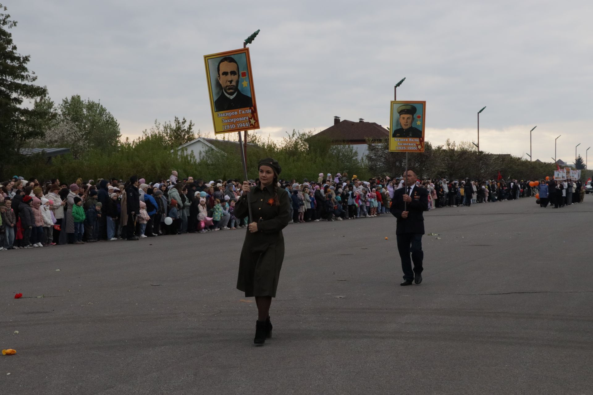 Бүген Сабада Җиңү бәйрәме узды (фоторепортаж)