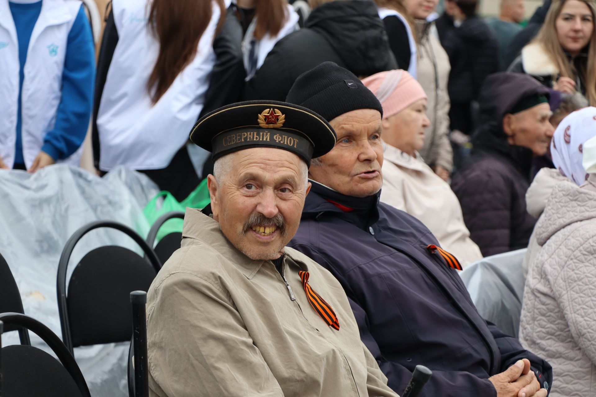Бүген Сабада Җиңү бәйрәме узды (фоторепортаж)