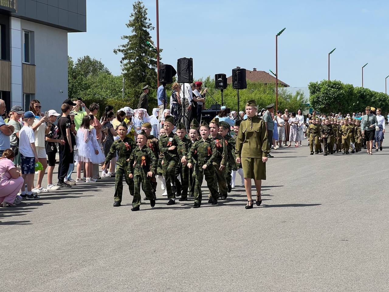 Балаларны яклау көнендә Сабада коляскалар парады узды