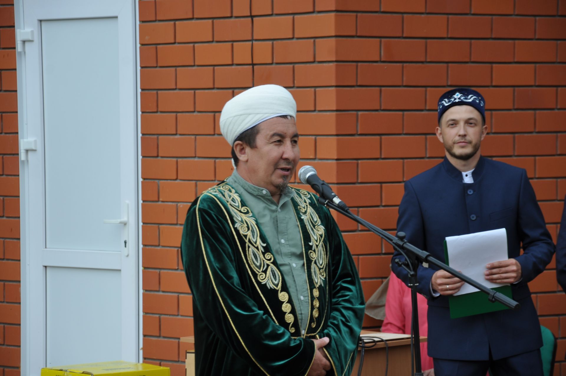 Туксан ел көттергән мәчет