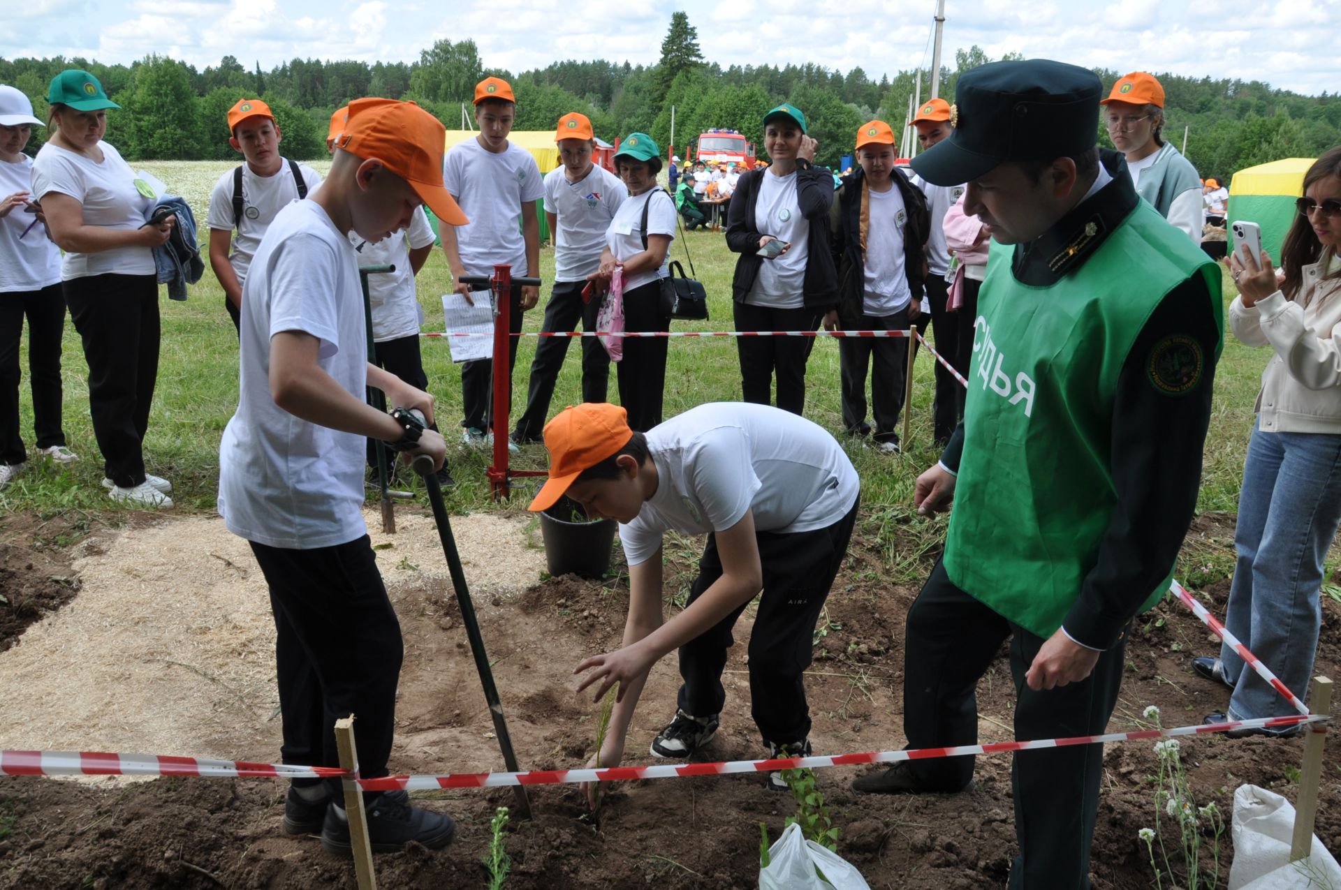 «Нургали оныклары»на тиңнәр юк