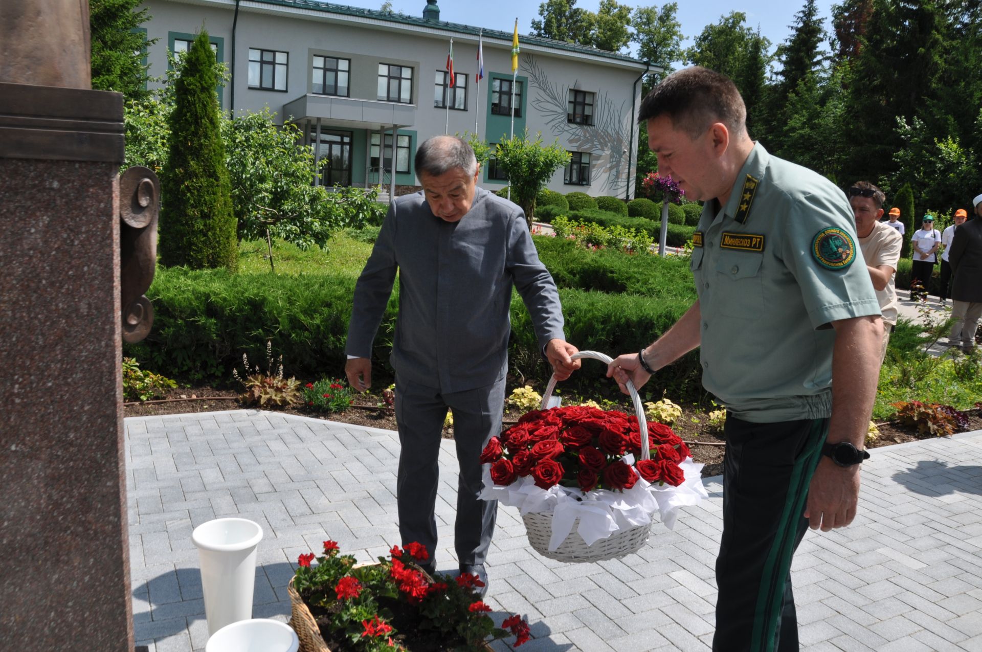 «Нургали оныклары»на тиңнәр юк