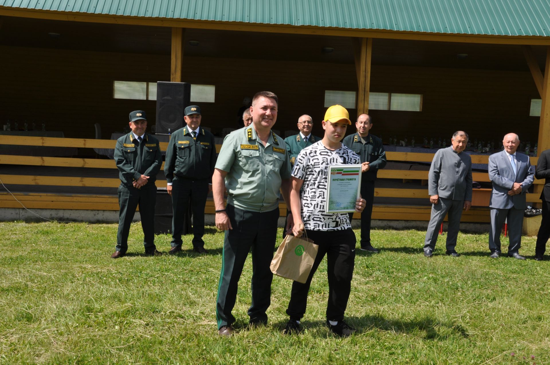 «Нургали оныклары»на тиңнәр юк