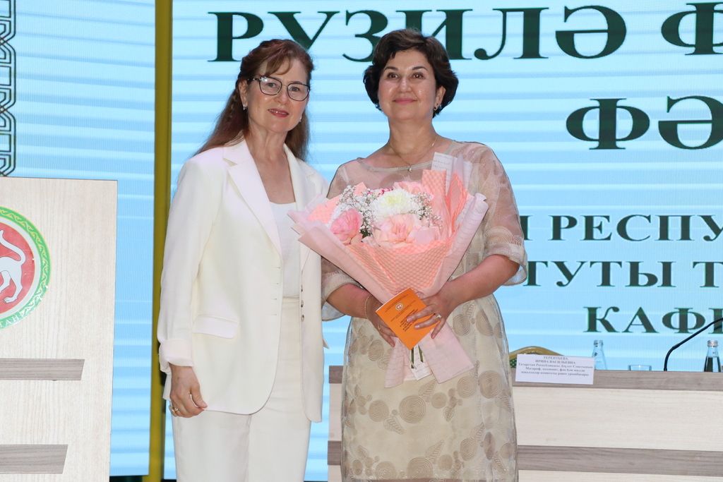 Сабада туган телләрне саклау һәм үстерү турында  сөйләштеләр