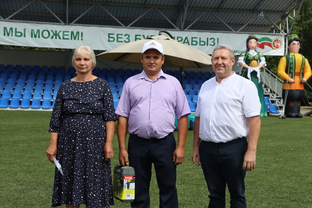 Эштә батырлар, ялда  ялкыннар