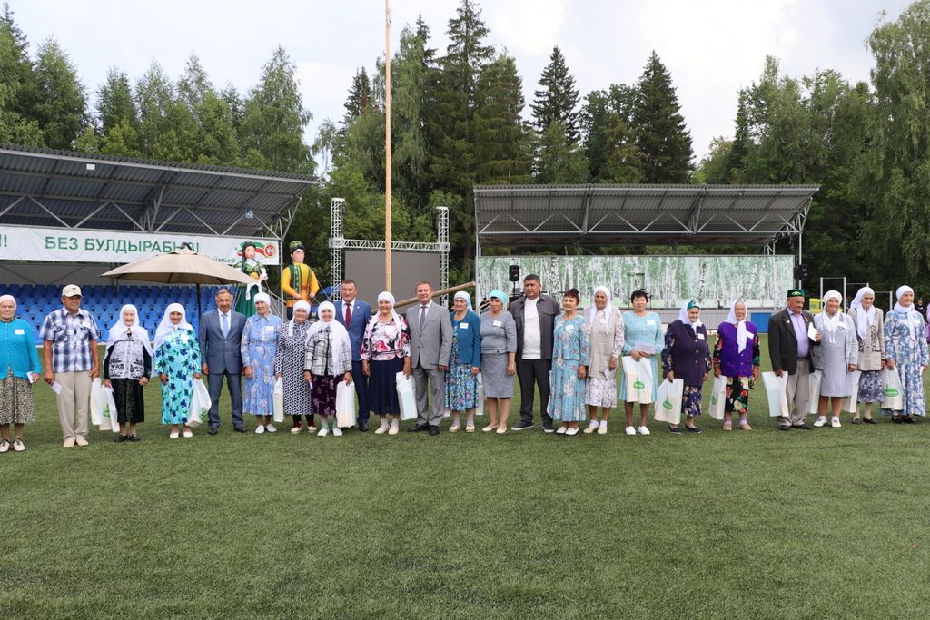 Эштә батырлар, ялда  ялкыннар