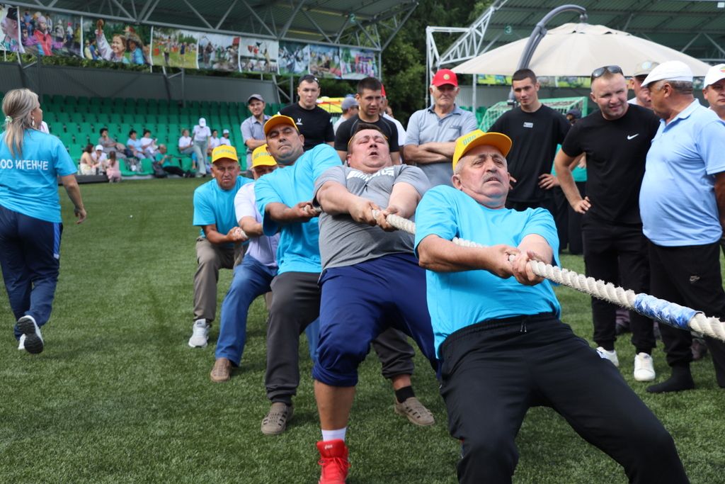 Эштә батырлар, ялда  ялкыннар