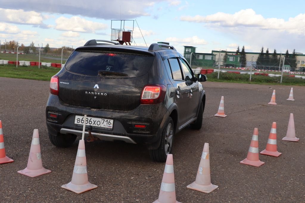 2025 ел «Автобабае» Иләбәр  авылыннан. Кем  ул?