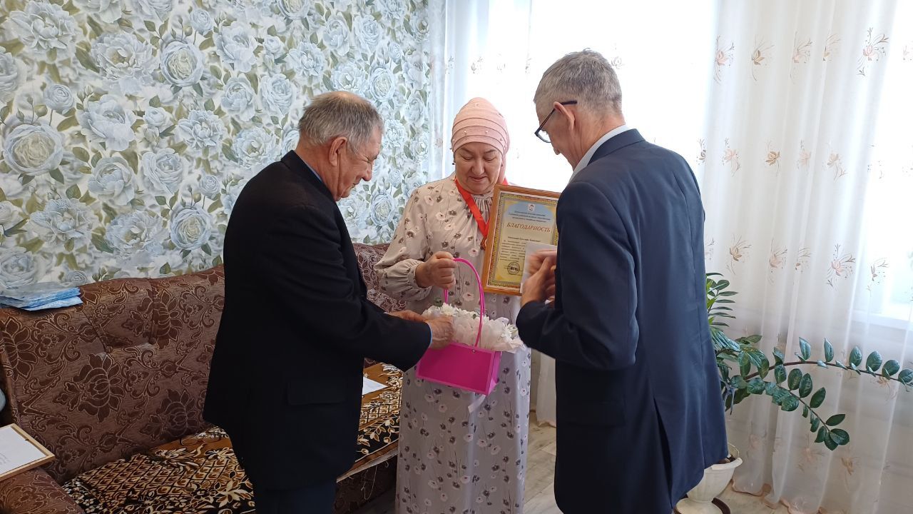 Юбилярны котладылар
